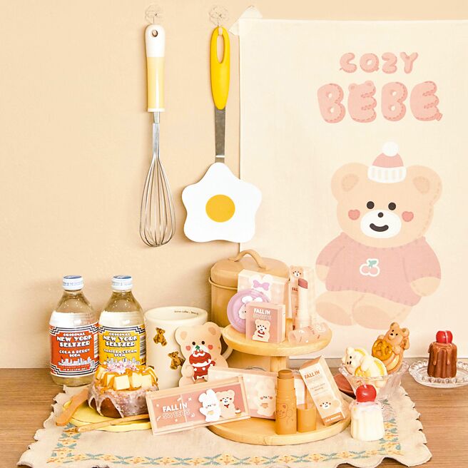 I'M MEME经典热销产品X韩国文创品牌Malling Booth形象主视觉。（I'M MEME提供）