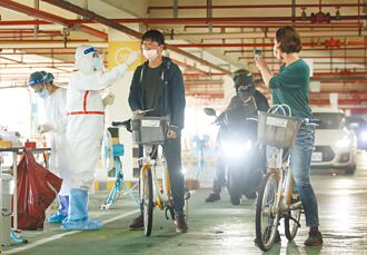 木柵車來速首日卡卡 回堵到國道