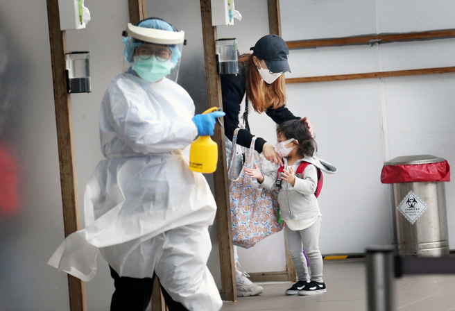 嘉县某医院遭爆发公告禁止院内医护下班聚餐，引发热议。(示意图，与内文无关／范扬光摄)