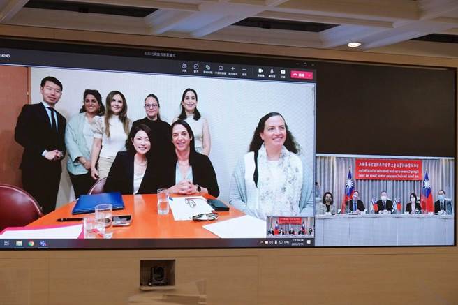 外交部常務次長俞大㵢、衛生福利部政務次長李麗芬、以色列駐台代表柯思畢、以色列社會福利部總司長Sigal Moran及駐以色列代表李雅萍等人合影。（外交部提供）