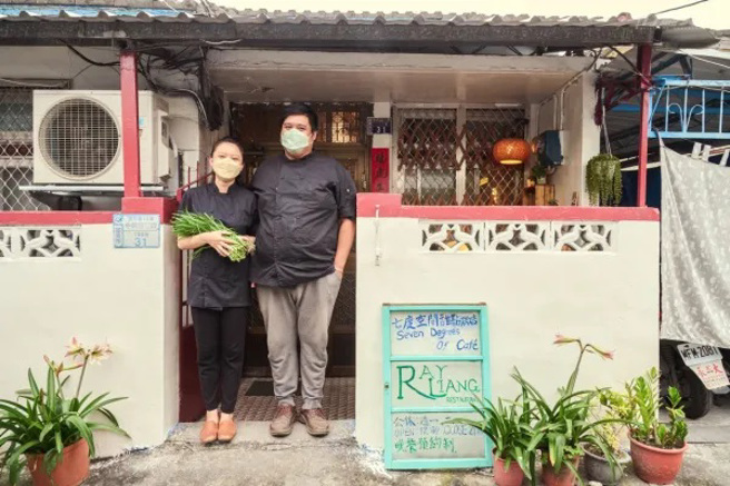 很有想法也很有儀式感的史蒂夫夫妻倆。(圖/行遍天下提供)