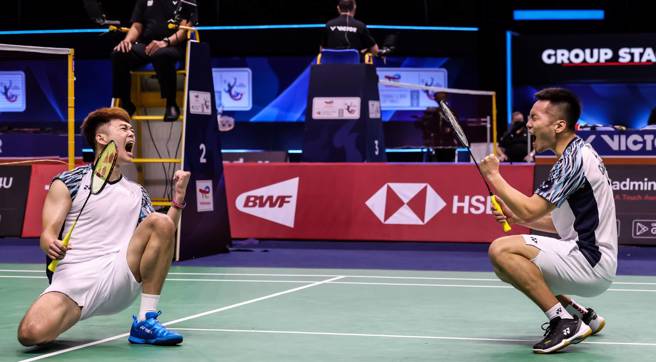 李洋（右）、王齐麟（左）在2022汤姆斯杯8强赛为中华队拿下追平的1点。（资料照／Badminton Photo提供）