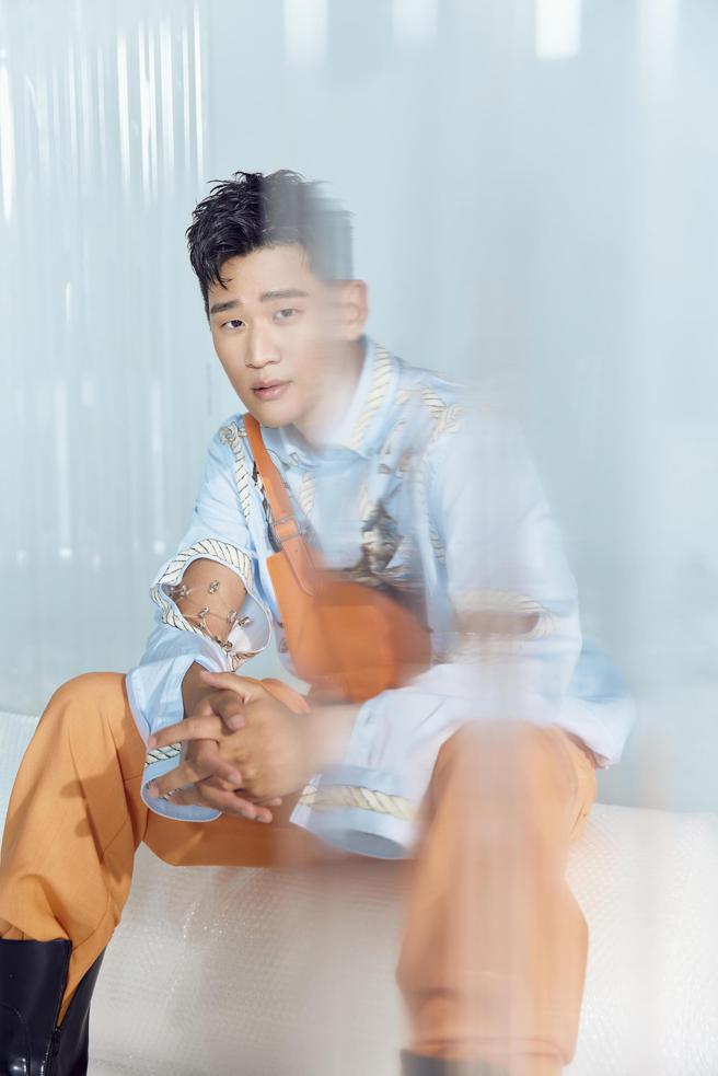 周兴哲近来释出新单曲，期待下次与粉丝见面互动。（星空飞腾提供）