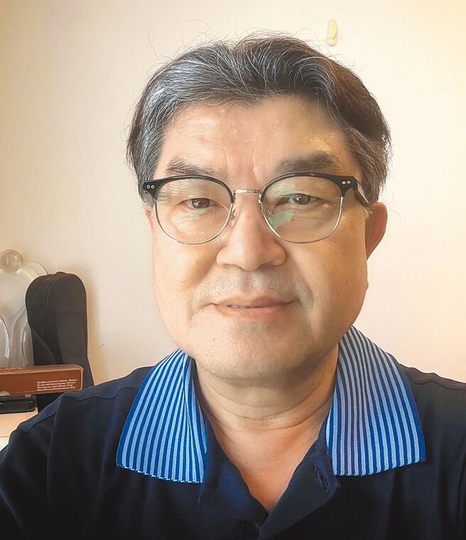 台中市议员李中指出，民进党立委提案删除中火煤仓预算，此作法令人匪夷所思，他抨击民进党根本恶搞。（李中提供／林欣仪台中传真）