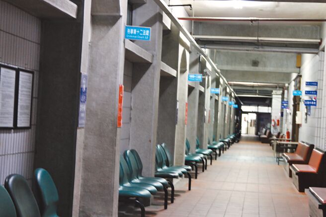 淫荡夫新婚夜网路大约炮、再劈腿2女，法官以他「一而再、再而三」判赔百万。（本报资料照片）