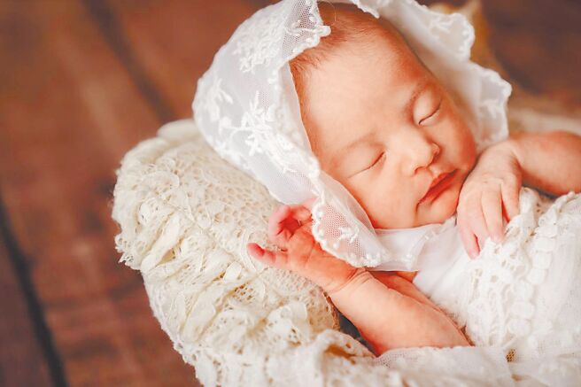 周杰伦日前喜获三宝，小女儿模样可爱又漂亮。（摘自IG）