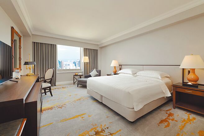 汉来美食集团合作汉来大饭店推出用餐满额送住宿券的优惠活动。（汉来美食提供）