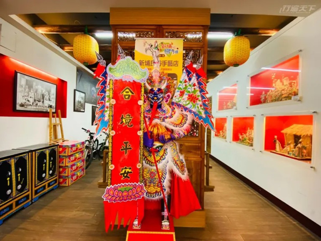 新埔民俗手艺店纸糊手艺让神仙栩栩如生。(图/行遍天下提供)