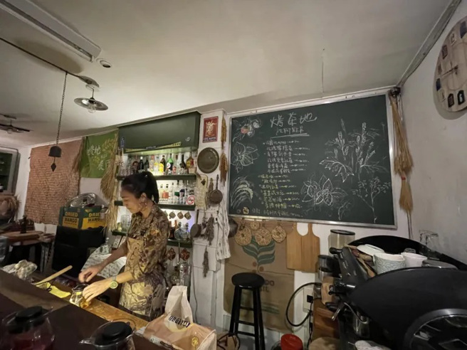 要喝到烤茶地，是要有「默契制」的。(圖/行遍天下提供)