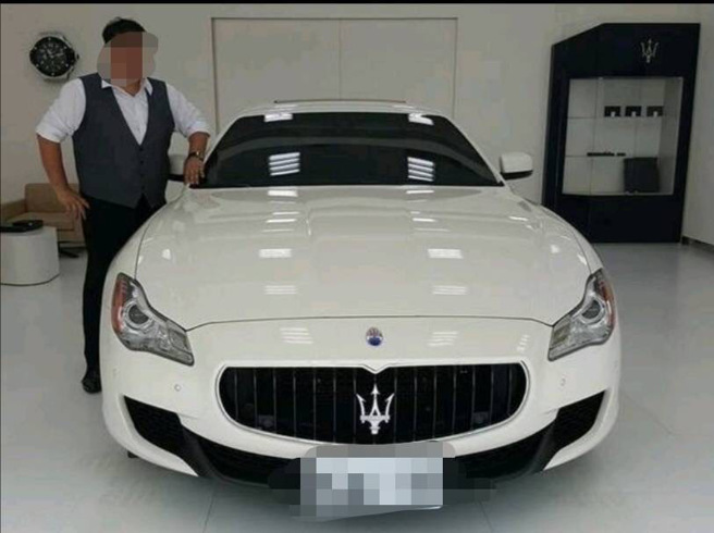 储男四处炫富，在脸书上高调秀出玛莎拉蒂超跑合照保。（翻摄储男脸书）