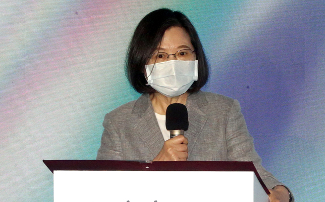 蔡英文近一個月網路好感度下降，而聲量的3大高峰又在什麼時候呢？（趙雙傑攝）