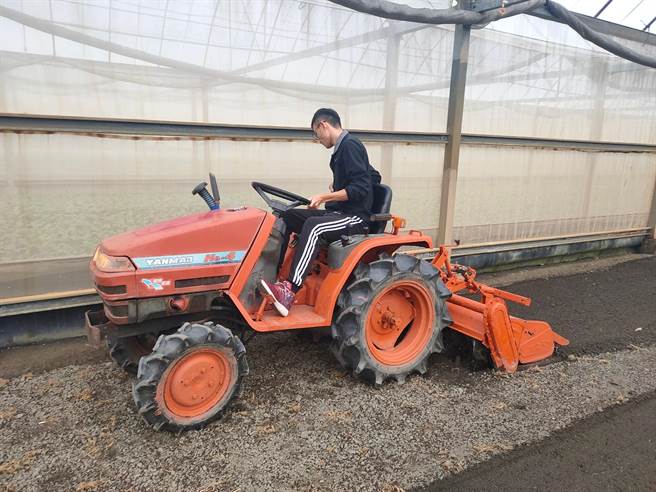 中市加码补助农职保「增给伤病」，农民月缴10元给付多一倍。（台中市农业局提供）