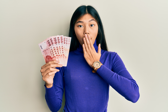 生肖兔、雞、蛇及馬非常重視錢，是天生的守財奴，絕對不會隨便借錢給別人。(示意圖/達志影像)