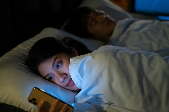 人妻偷吃离婚时，前夫让她带走家中物品，她当时选择不拿，后来想拿回却被拒绝，她怒批「穷到买不起房子，连我有出资的东西也要霸占？」（示意图，达志影像/shutterstock）