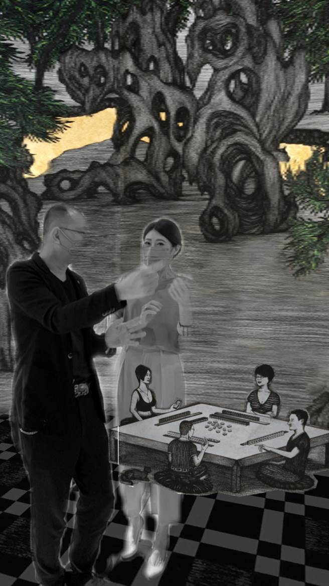 文策院与Meta携手合作打造XR技术，将参观民眾融入作品中。 图为艺术家姚瑞中为观眾导览情景融入作品中。（邓博仁摄）
