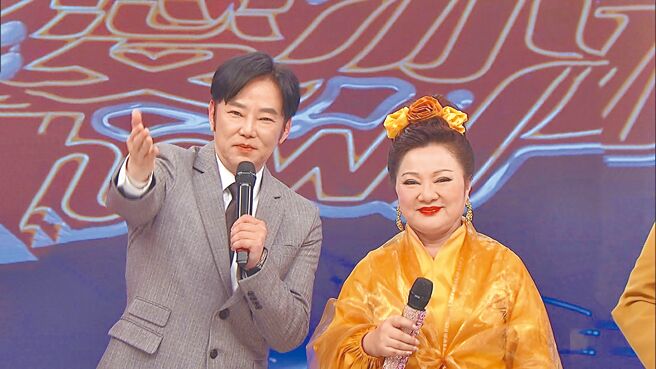 阳帆（左）昨传出确诊，和白冰冰主持的《我爱冰冰秀》随之取消录影。（中视提供）