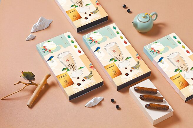 蛋捲品牌青鳥旅行攜茶飲品牌春水堂推「珍珠奶茶蛋捲」，獨家研發全台首支吃得到珍珠的蛋捲。（青鳥旅行提供）