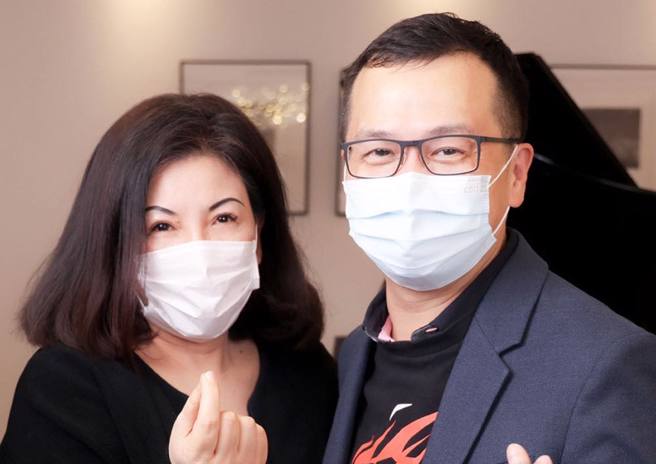 资深媒体人陈文茜（左）、国民党台北市前议员罗智强（右）。（图／取自罗智强脸书）