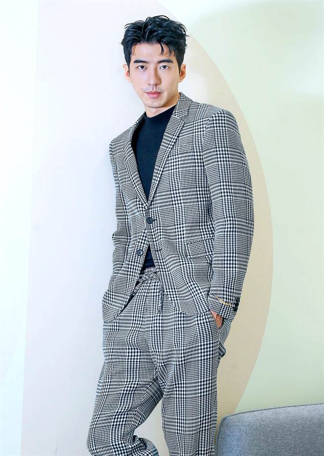 傅孟柏陷入负面情绪时，会找人聊天理清问题的根本。（粘耿豪摄）