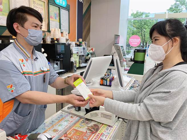 超商销售唾液快筛(图／统一超商提供)