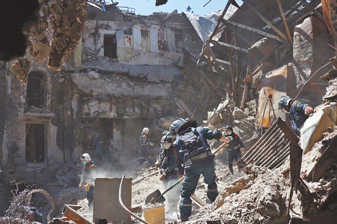 圖為俄烏戰爭慘況。（美聯社）