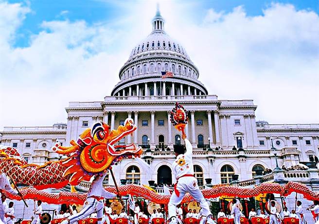 太极门长期以来以文化交流在全世界推展爱与和平，呼吁人人遵从良心指引，创造全人类大家庭的团结与和谐。（翻摄画面）