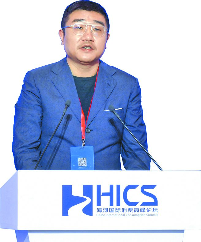 大陆电商巨头京东宣布，由徐雷接棒担任京东集团CEO。图／中新社