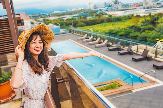 民眾只要使用一张联合住宿券即可入住福容花莲店，享受花莲森呼吸，远离尘嚣生活。图／福容大饭店提供