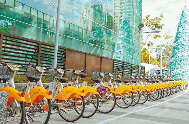 台中市政府积极设置YouBike2.0站1000站已提前达标，朝自行车城市迈进。（台中市政府提供）