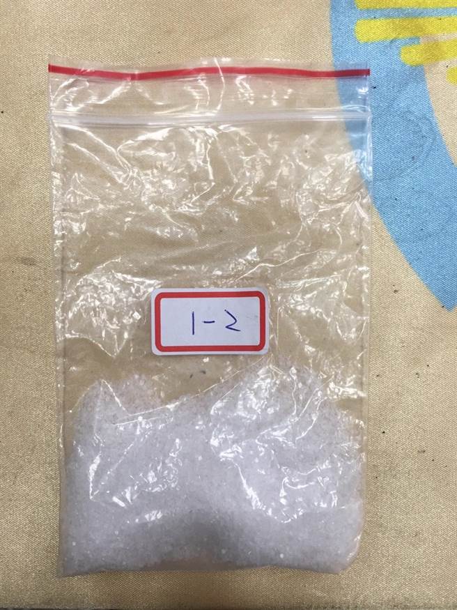 贓證物愷他命。（崔正綱攝）