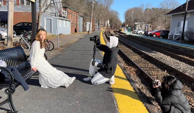 王敏淳統籌MV製作。（艾迪昇傳播提供）  