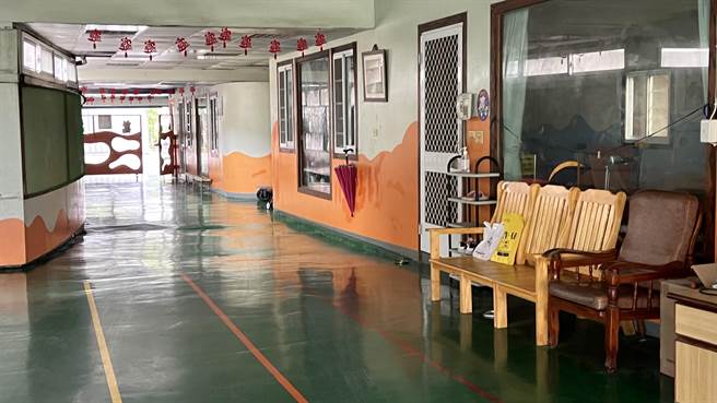 此事爆发后，该幼儿园遭到网友留言谩骂，家长也不敢把小孩送来上课。（张毓翎摄）