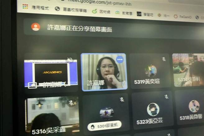 嘉义市日前演练国中小居家线上教学情形。（本报资料照）