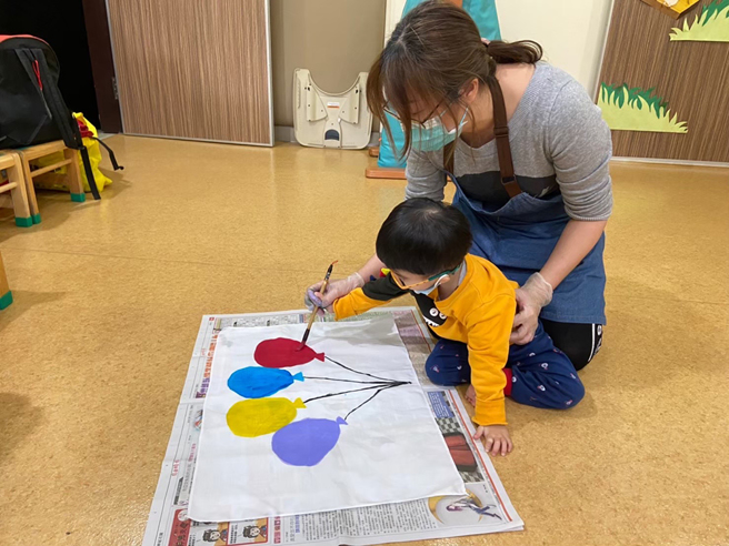 及早发现并介入早疗，可以有效减轻特殊儿发展迟缓现象。(图片提供/财团法人伊甸社会福利基金会)
