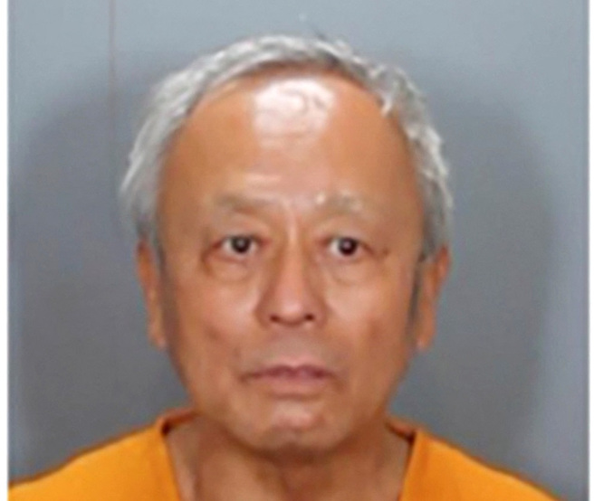 南加州台湾长老教会枪击案，我驻洛杉矶办事处长黄敏境表示，调查后枪手周文伟于1953年在台湾出生，被美方误认为出生「中国」。（图／路透社、加州橘郡警察办公室提供）