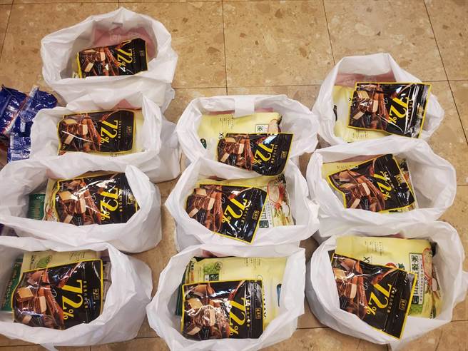 薄荷關懷協會推動疫情關懷包計畫，協助染疫難以取得食材的家庭。（薄荷關懷協會提供／張志康基隆報導）