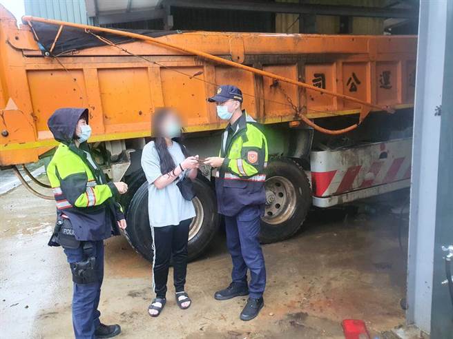 女大生报案手机遗失警调阅监视器顺利找回。(警方提供／吕筱蝉桃园传真)