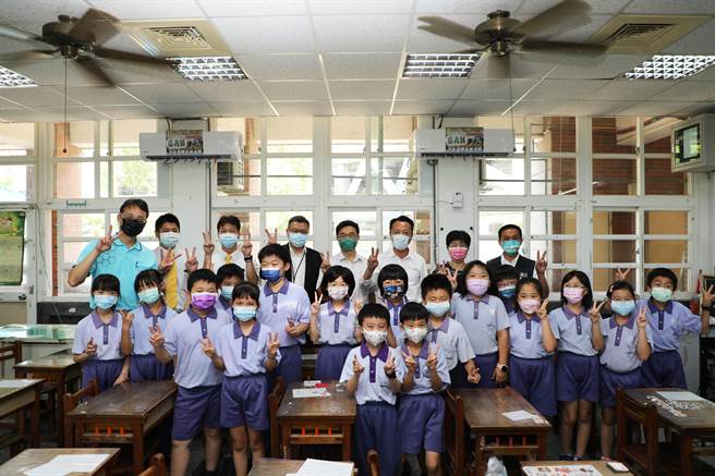 面对少子化，嘉义县太保市南新国小逆势增加2个班级。（吕妍庭摄）