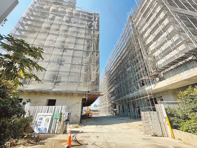 位在台中市太平区的昆兆益精密工业公司，将增建A、B二栋作为办公室与厂房，或厂房立体化方案奖励后，可再增建1层，新厂未来将导入全新智慧化自动产线。（经发局提供／谢琼云台中传真）