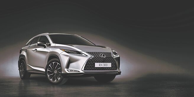 LEXUS 2022年式RX 300领航劲化车型以丰富的科技便利配备，提供车主更超值的选择，售价232万元起。（和泰汽车提供）