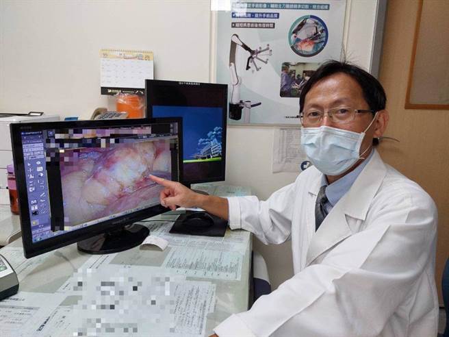 冯启彦主任表示，肠胃道穿孔会有剧烈腹痛、腹胀等症状，一定要及时就医，才不会危及。（大千医院提供／李京升苗栗传真）