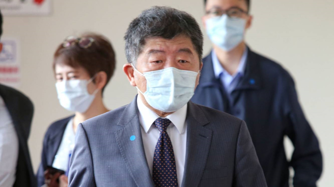 議員質疑死亡數兜不攏，陳時中表示，不是我說不要死就不會死、少報幾個就少報幾個。圖為上午出席立法院備質照。（圖／記者王英豪攝影）