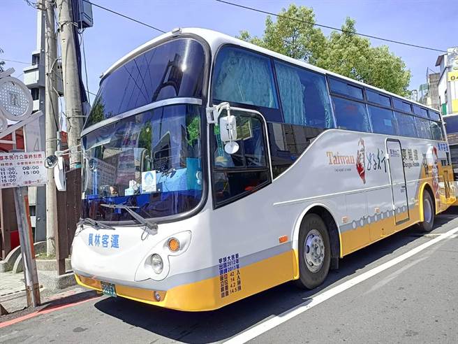 中彰投地区共有9条「台湾好行」路线，端午连假实施电子票证半价优惠。(台中区监理所提供)