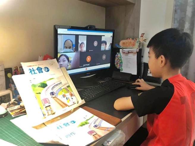 嘉义市先前实施远距线上教学情形。（嘉义市政府提供／廖素慧嘉市传真）