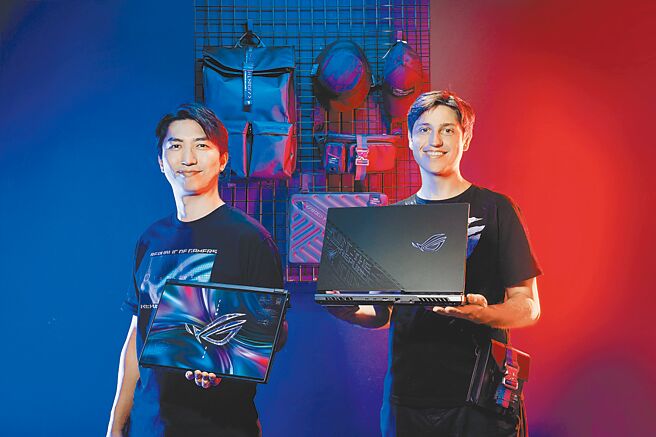 华硕旗下ROG玩家共和国17日举行ROG线上发表会，公开2款强悍电竞笔电与6款潮流配件。图／华硕提供