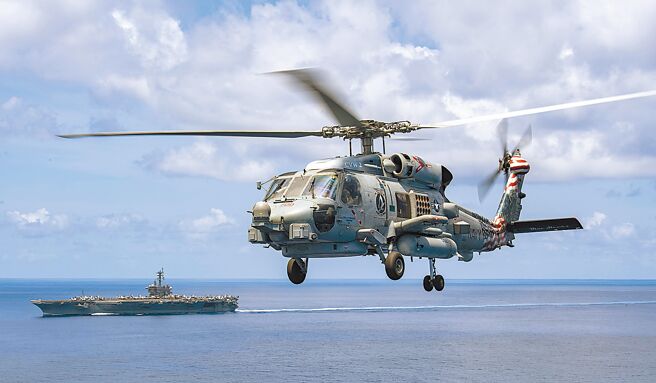 美台之間有軍火商，一直推銷海軍採購12架MH-60R反潛直升機，最後台美雙方喊停，讓軍火商爆氣。（摘自美軍印太司令部官網）