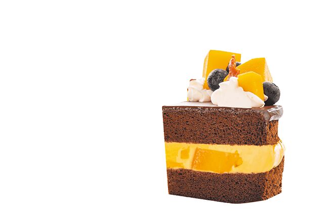 BAC「鮮芒果礦石蛋糕」嚴選8分熟芒果，主打可吃到新鮮果肉纖維口感。（BAC提供）