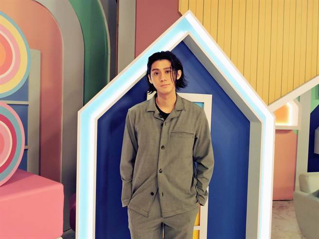 李玉璽分享他的音樂故事。（東森提供）