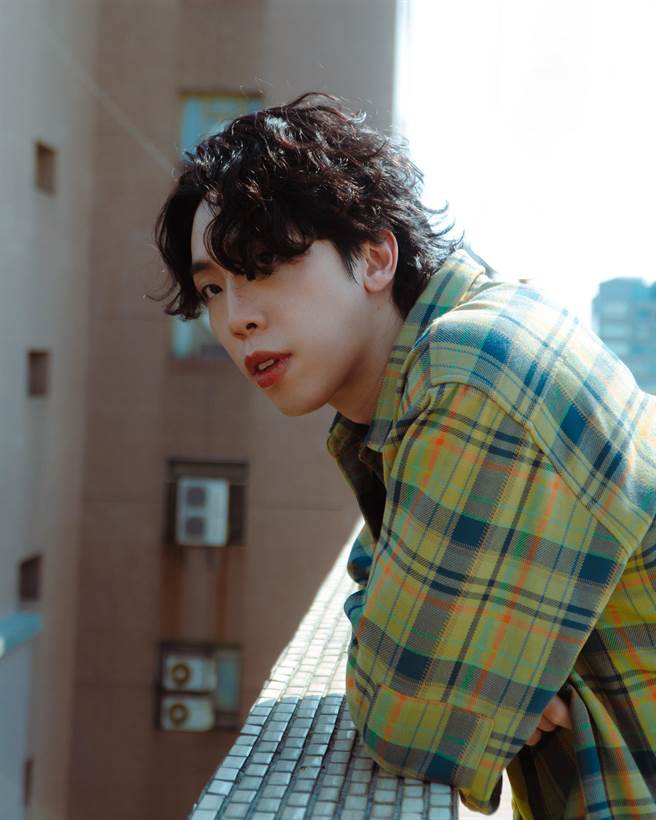 李晋玮全新创作专辑《What’s Your Story？ 》今数位发行。（宇森工作室提供）