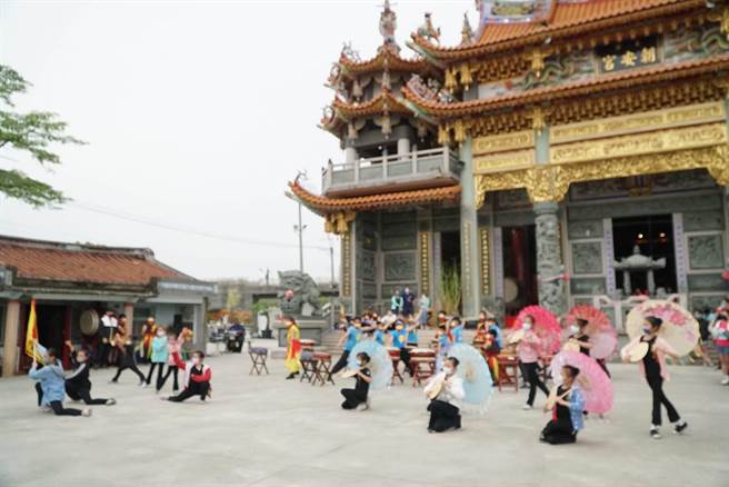 排练多时的「菜寮百年部落起大庙」儿童鼓乐音乐剧，宣布取消演出，改成线上播出。（林韵慈提供／刘秀芬台南传真）